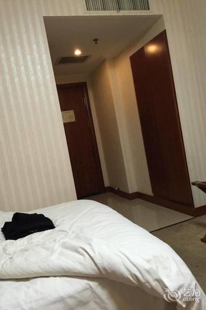 Shenyang Jinke Hotel Екстер'єр фото